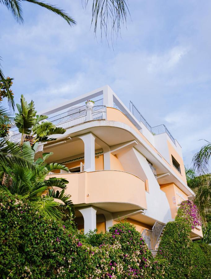 بارغيليا Residence Porto Ulisse المظهر الخارجي الصورة